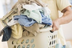 Waarom en hoe vaak moet kleding en ander textiel worden gewassen?