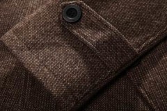 Comment bien laver un manteau de laine à la main et à la machine à écrire: conseils utiles