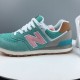 Kunnen en hoe New Balance sneakers goed in de wasmachine en met de hand wassen?