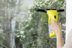 Le plus efficacement possible, rapidement et sans traces: mes fenêtres avec Karcher