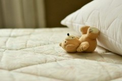 Tips en recepten om uw matras thuis te wassen